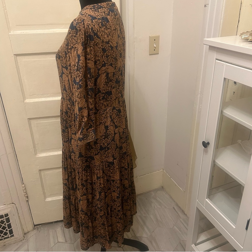 Lollys Laundry Copenhagen Netallic Drop Waist Tiered Floral Print Midi Dress - Picture 9 of 14